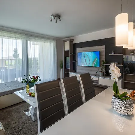 Fuered Luxury Nyaralohaz * Balatonfüred