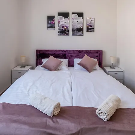 Fuered Luxury Nyaralohaz Ferienhaus *