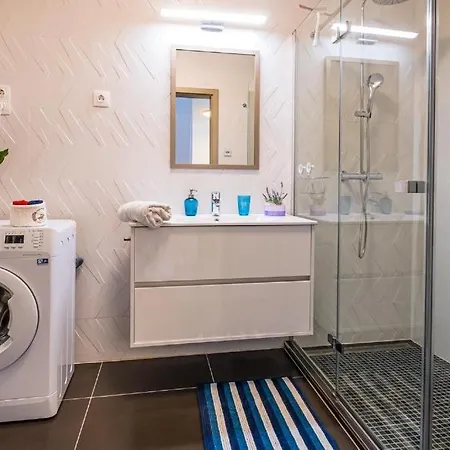 بيت للعطل Fuered Luxury With Private Pool
