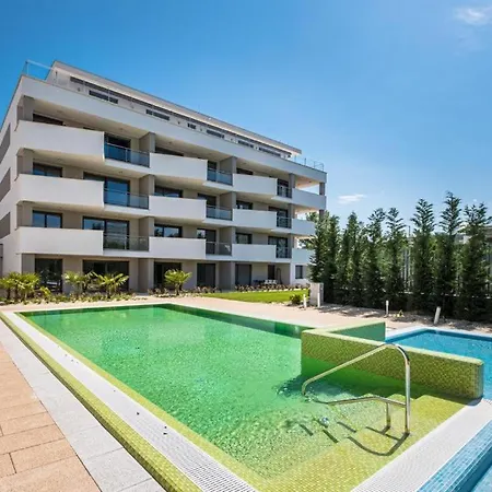 Fuered Luxury With Private Pool بالاتونفوريد